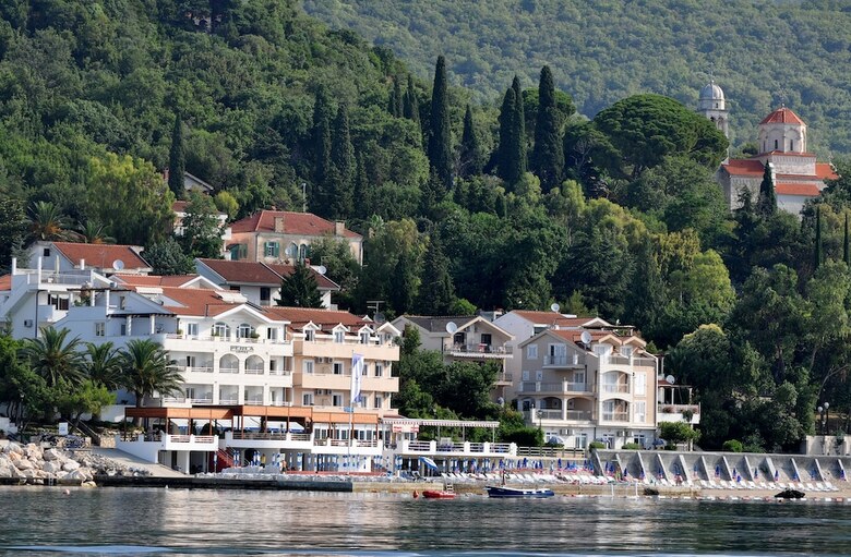 Hotel Perla - Annexes