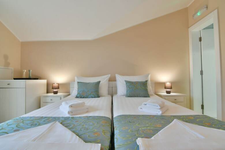 Hotel Perla - Annexes