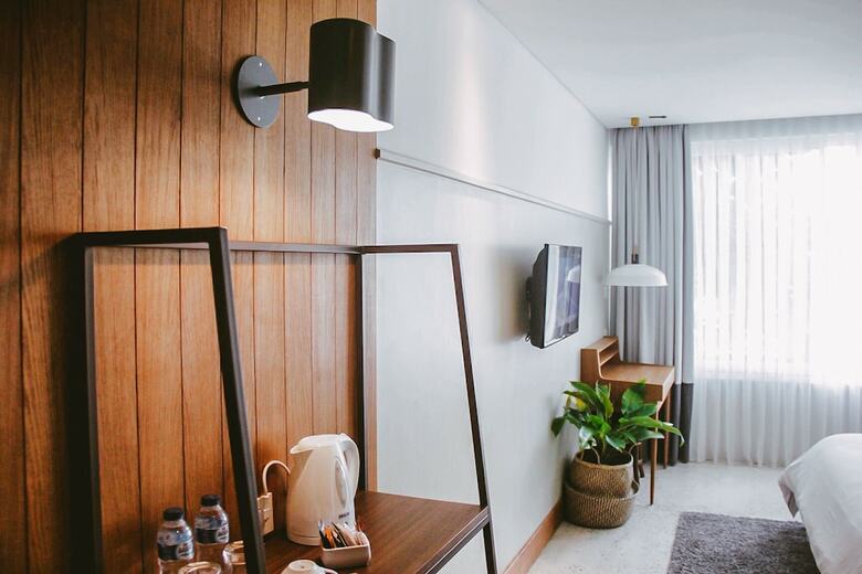 Blackbird Hotel