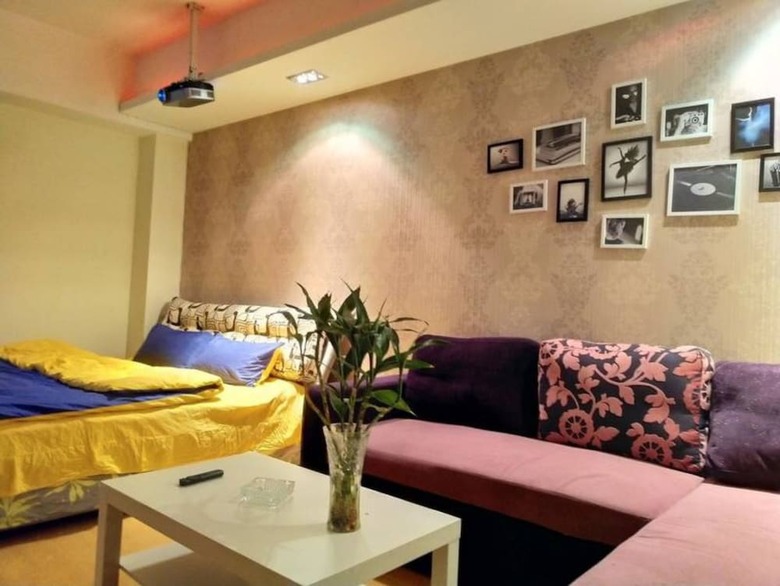 Nanjing Zeyi Projector Apartment