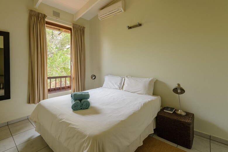 San Lameer Villa Rentals  3014