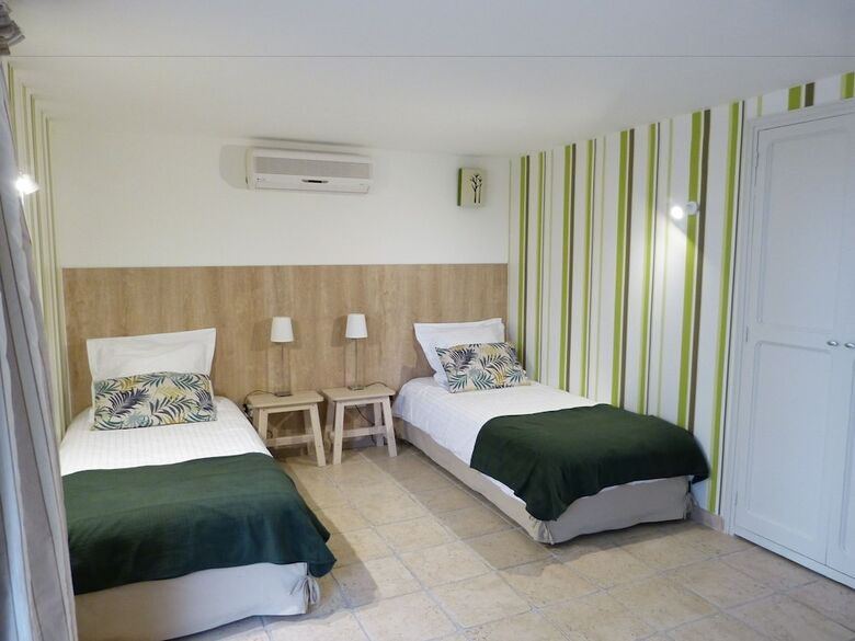 Hotel Villa Theba�de Chambres D'h�tes