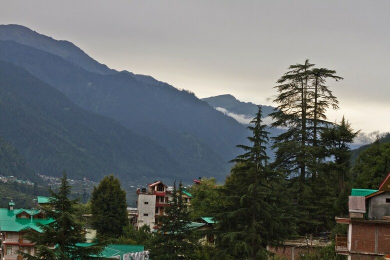 Broadways Inn - Hotel, Resort & Spa