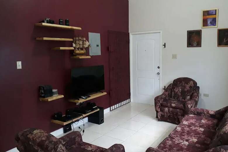 Hotel 256 Jamaica