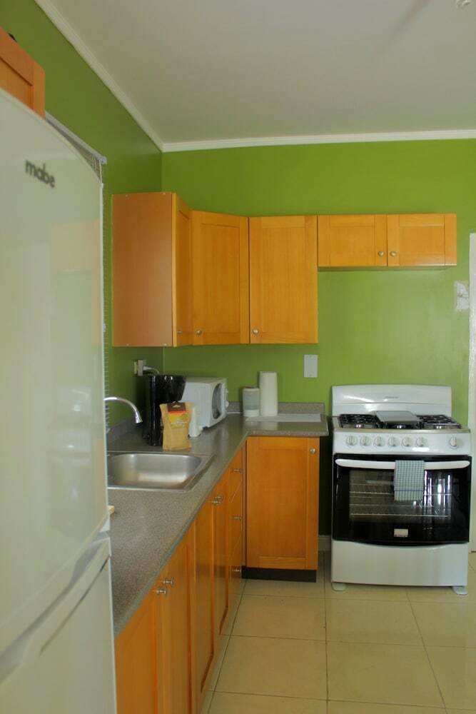 Hotel 256 Jamaica