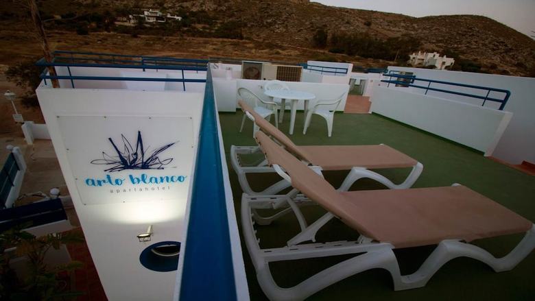 Apartamentos Arto Blanco