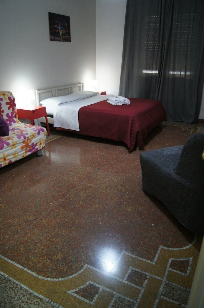 Hotel Laterano Guest House