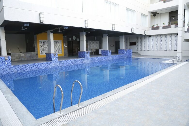 Hotel Silver Estate Resort