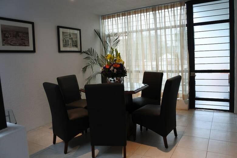 Apartamentos Expo Ejecutivo