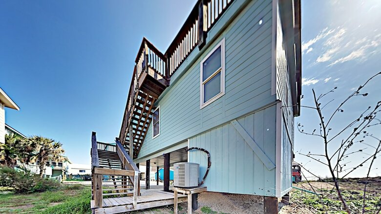 Cabinessence At La Playa - Two Bedroom Home