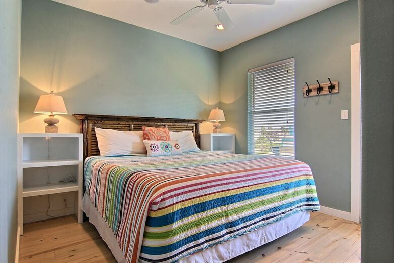 Pelicans Landing - Four Bedroom Home