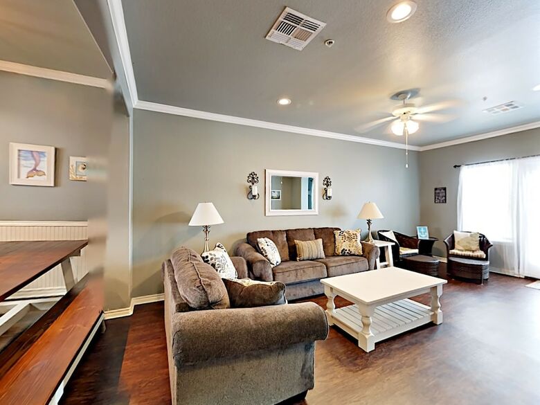Coconutties - Three Bedroom Condo