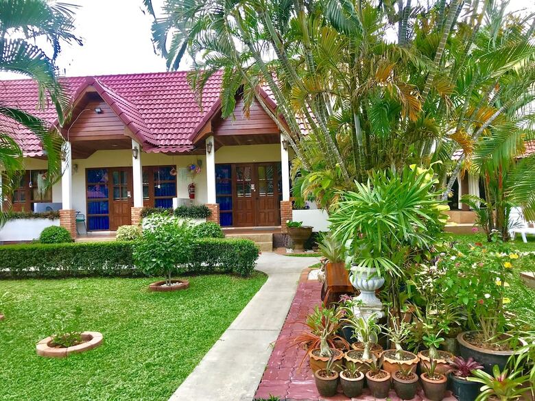 Hotel Falang Paradise