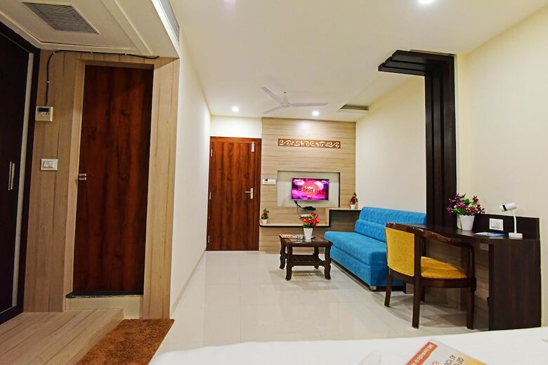 Hotel Dayal Shree Paradise