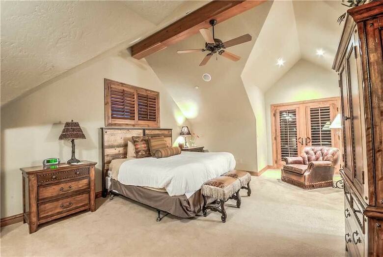Owl Lodge