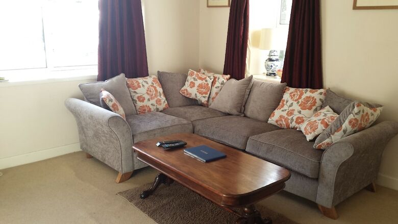 Bed & Breakfast Thrumster House