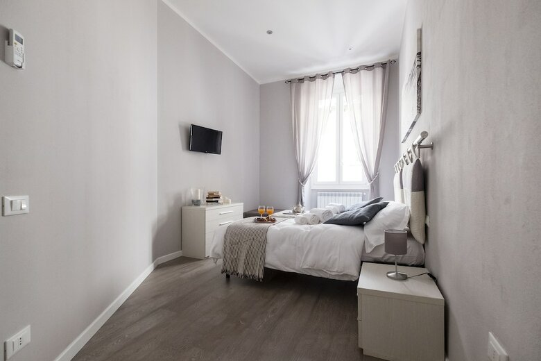 Silver Novella Luxury Apartment