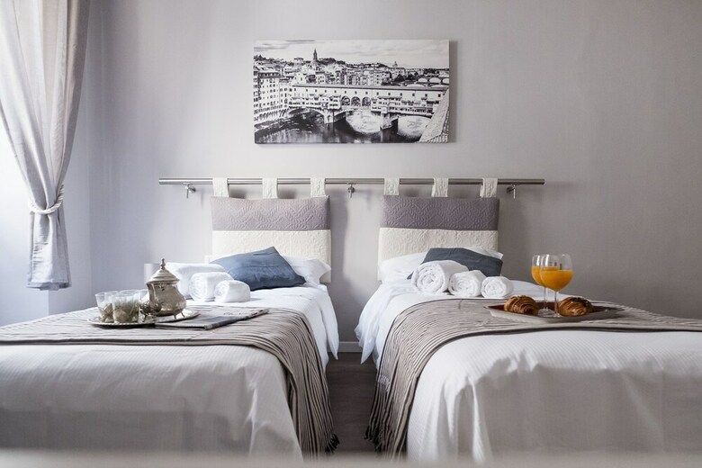 Silver Novella Luxury Apartment