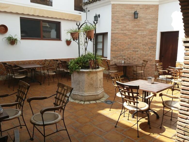 Hotel El Perro de Paterna
