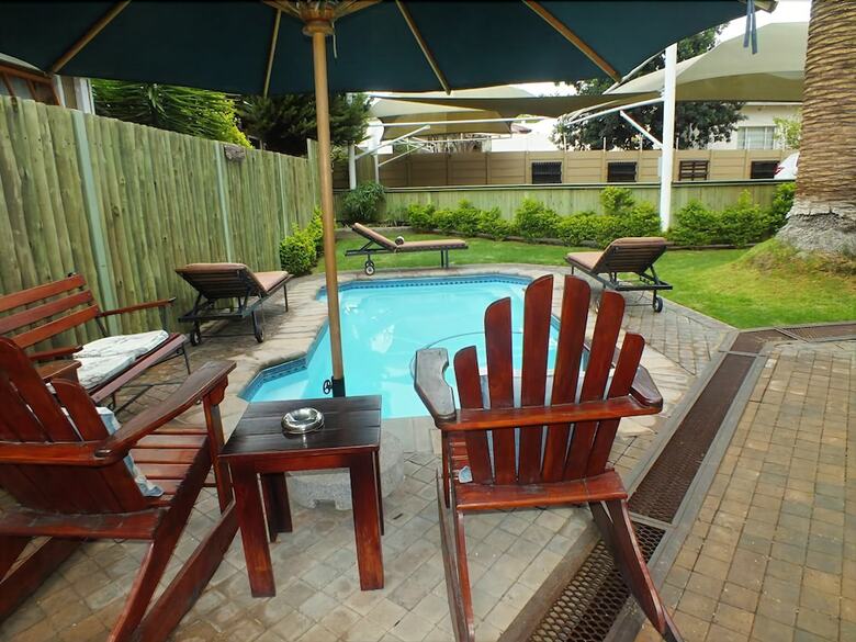 Bed & Breakfast Uzuri Guesthouse