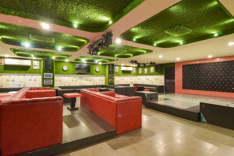Fabhotel Pentagon Airport