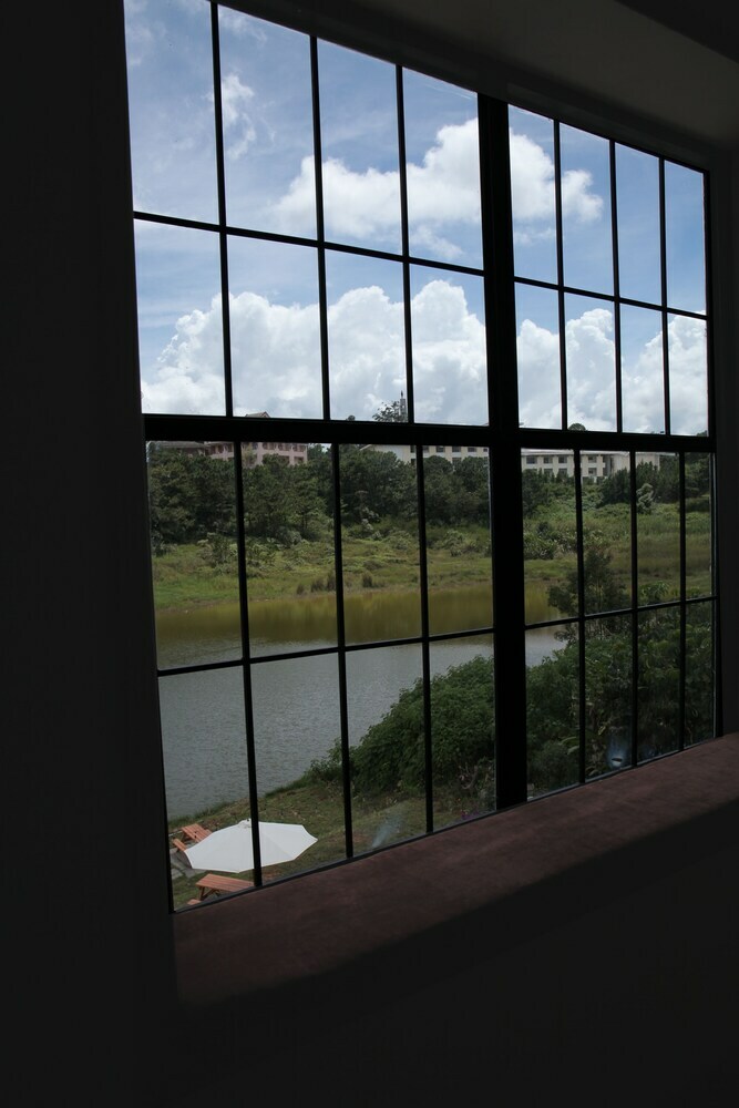 Hotel Vi-la Homestay Caf�