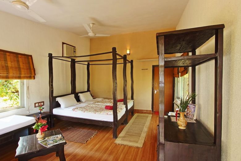 Hotel Gir Birding Lodge