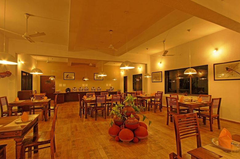 Hotel Gir Birding Lodge