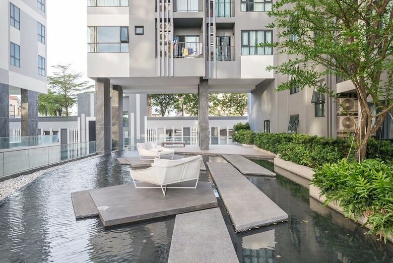 Apartamentos The Base Condo Pattaya By Supee