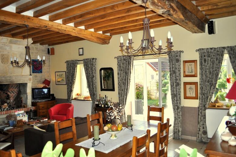 Hotel Le Bourg D'aunou
