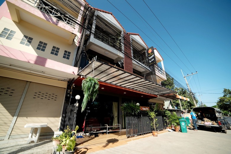 Hostal Oyo 465 Krung Kao Traveller Lodge