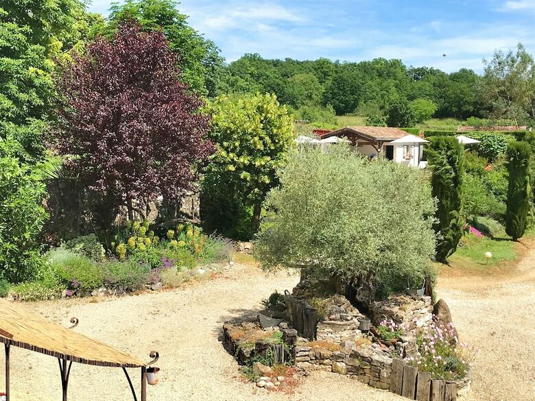 Agroturismo Domaine C�t� Granges