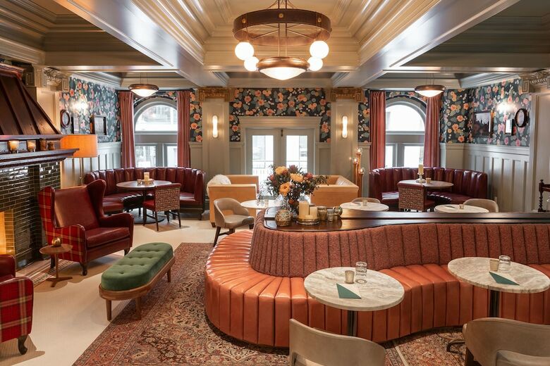 Hotel Woodlark