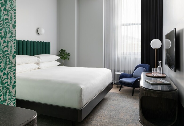 Hotel Woodlark