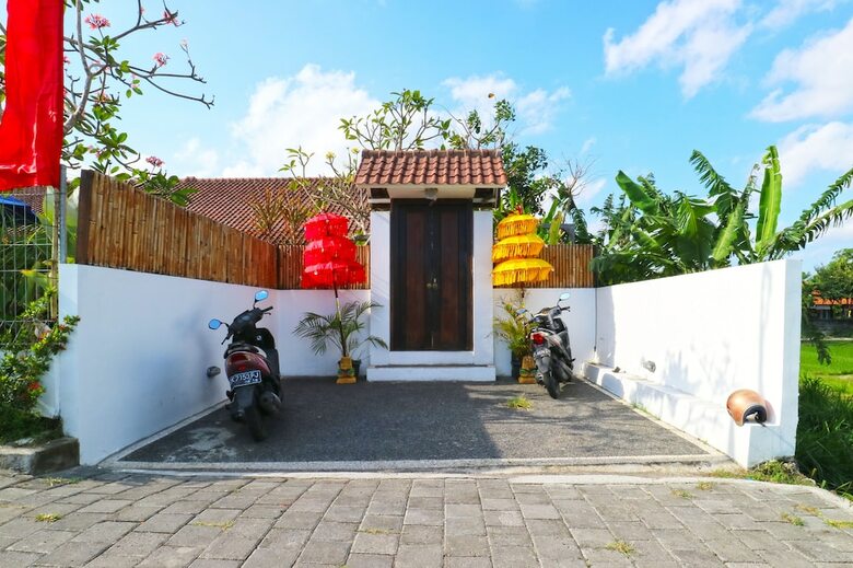 Hotel Pererenan Nengah Guesthouse