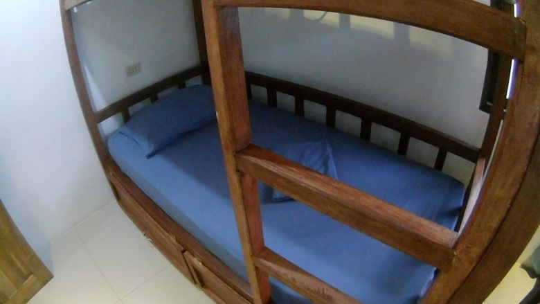 Hostal Footprints Homestay - Hostel - Adults Only