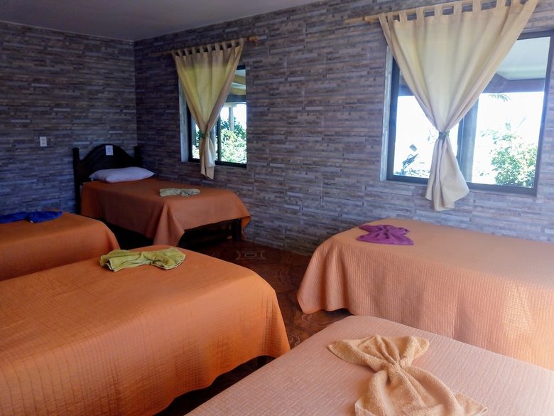 Hostal Hostel Camping Mihinoa