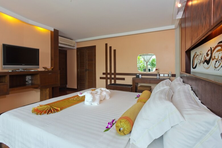 Hotel The Bliss South Beach Patong