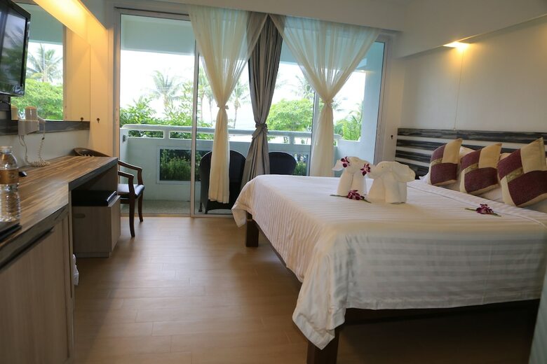 Hotel The Bliss South Beach Patong
