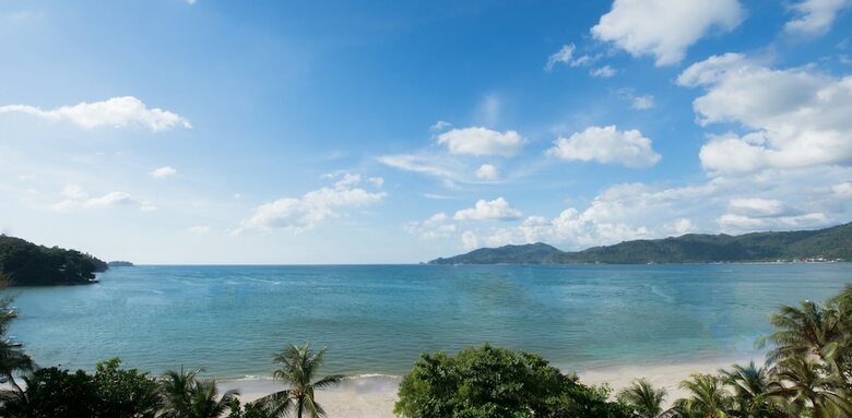 Hotel The Bliss South Beach Patong