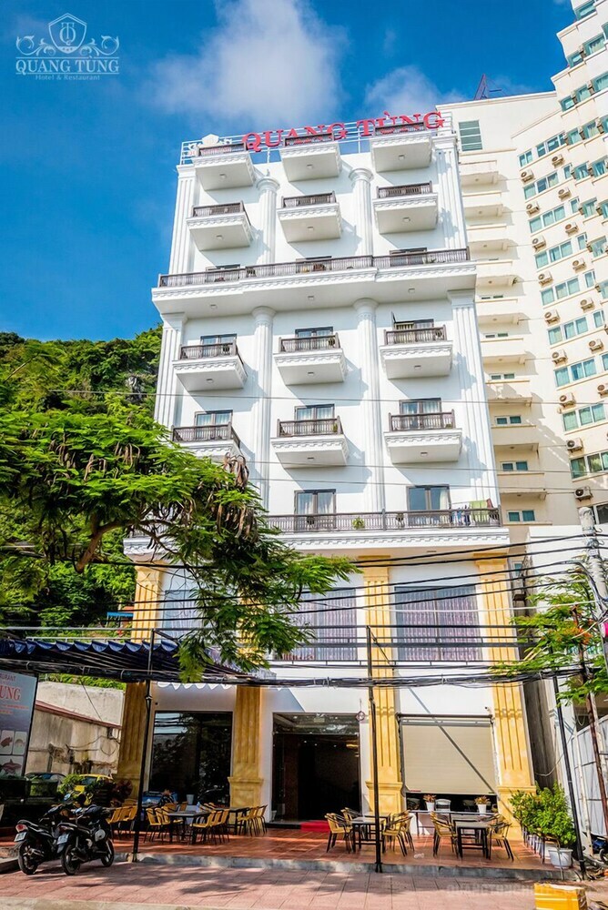 Quang Tung Hotel