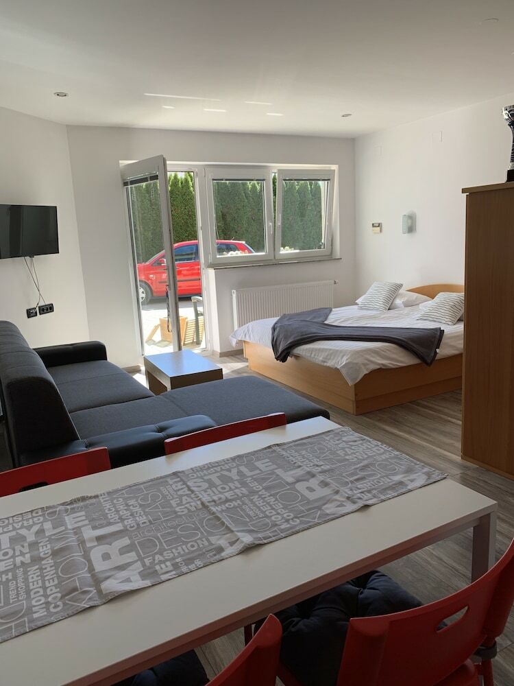 Hotel Rudi Hiti Guest House