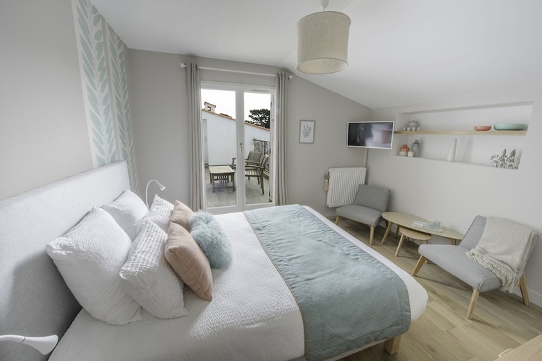 Bed & Breakfast A L'ombre Des Pins - Chambres D'h�tes