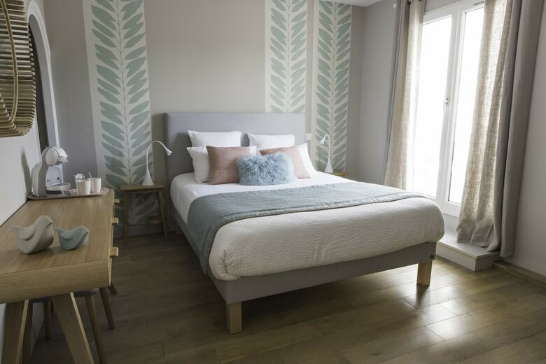 Bed & Breakfast A L'ombre Des Pins - Chambres D'h�tes