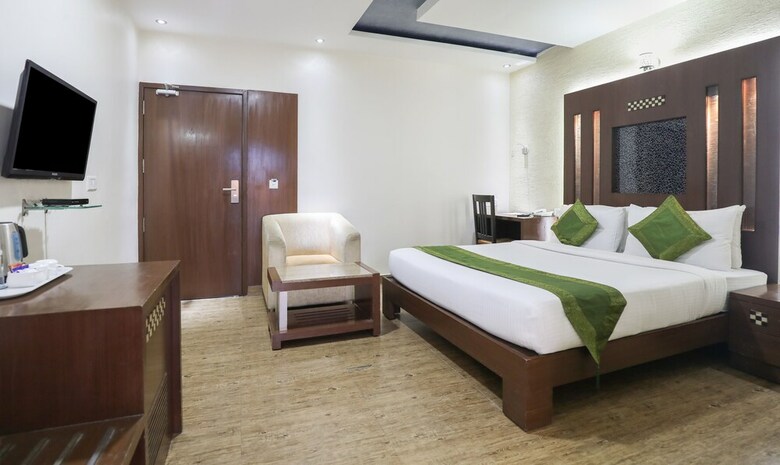 Hotel Treebo Select Grand Premier Suites