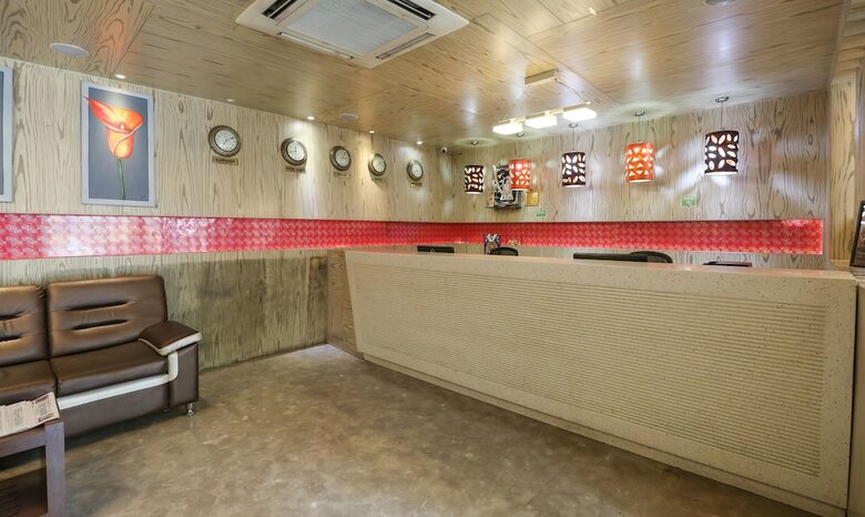 Hotel Treebo Select Grand Premier Suites