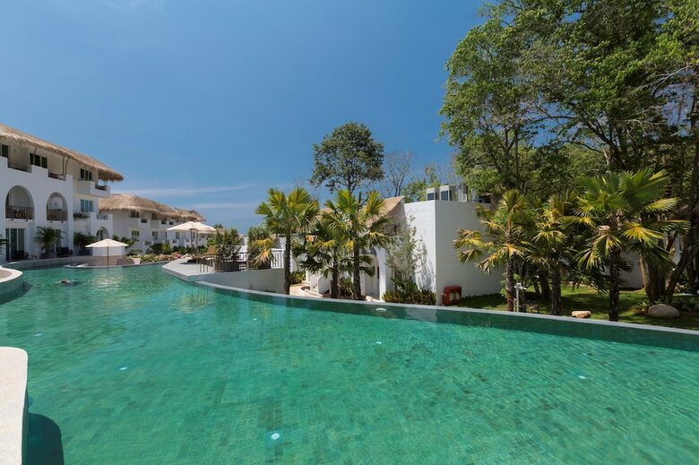 Hotel Eden Beach Resort And Spa