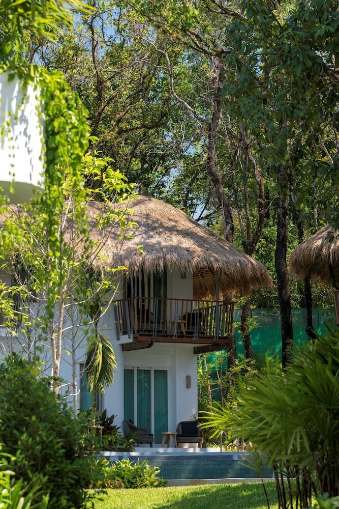 Hotel Eden Beach Resort And Spa