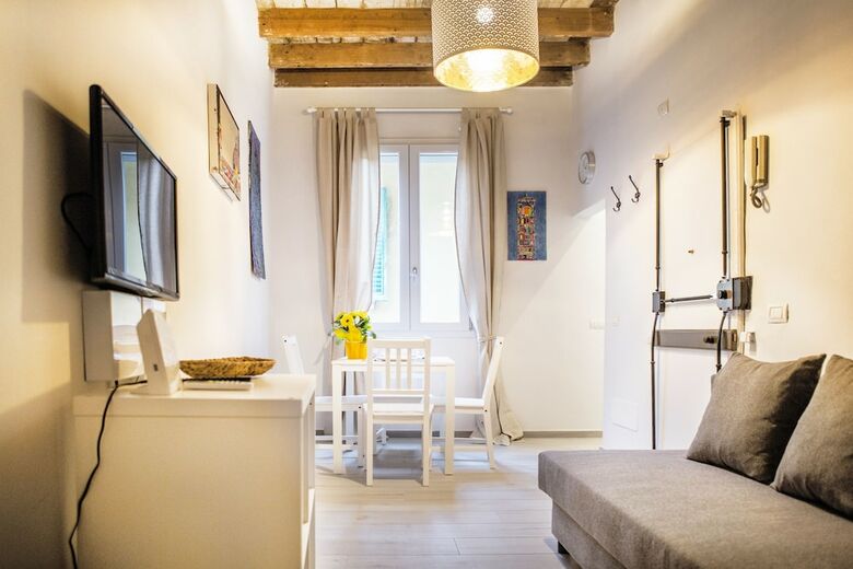 Art Apartment San Lorenzo