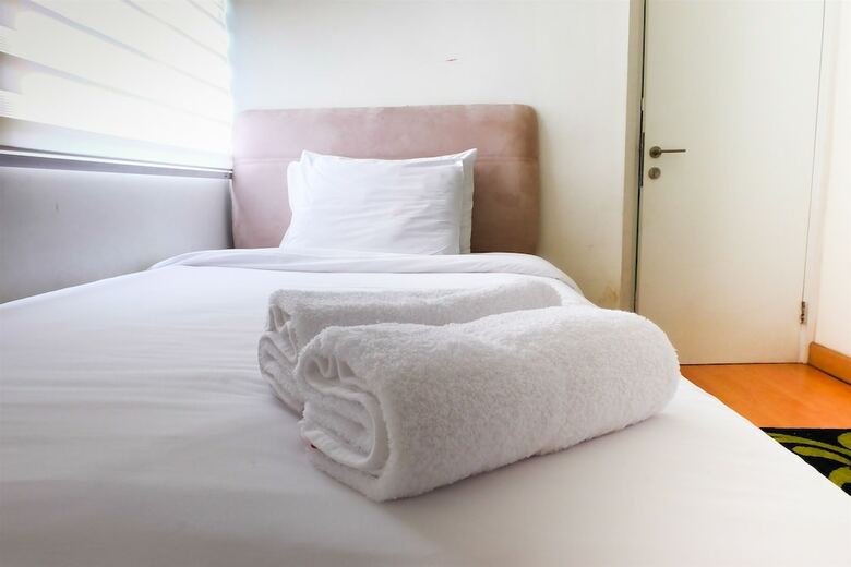 Great Location Green Pramuka Apartment